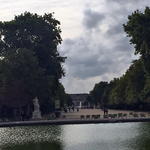 Looking down the parc to the Louvre